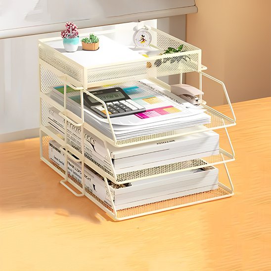 Organisateur de bureau blanc en maille avec compartiments horizontaux