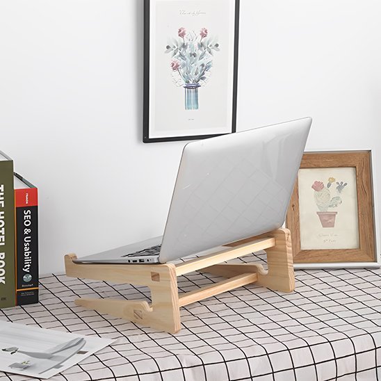 Support ordinateur portable avec un laptop dessus bis