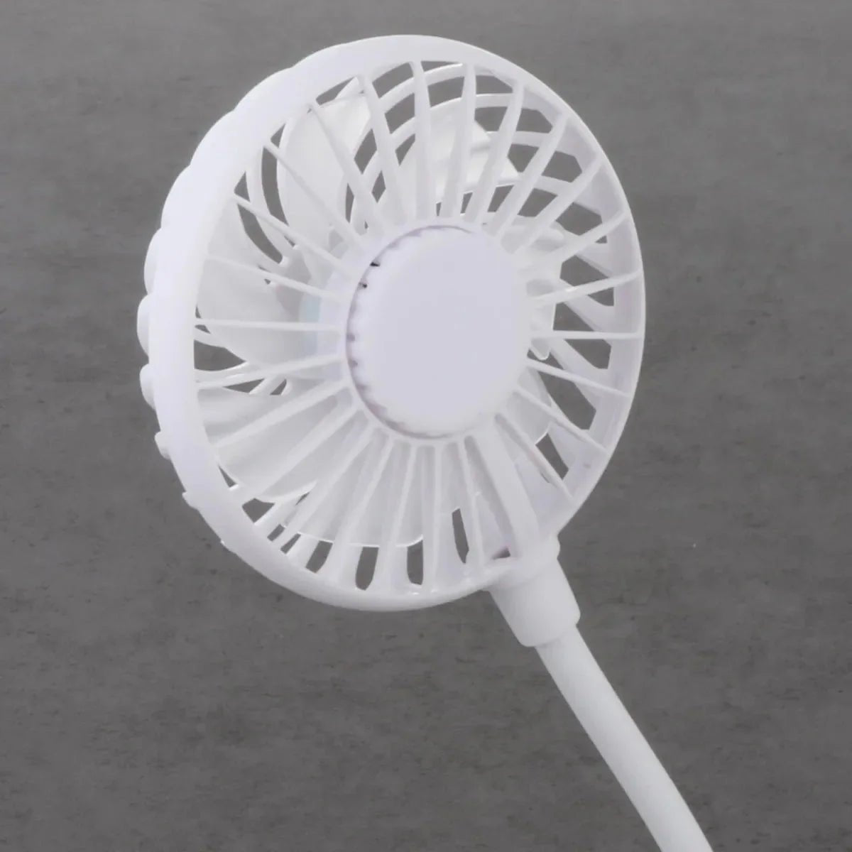 Mini Ventilateur Portable - BreezeMate™ - Blanc - Univers Multimedia