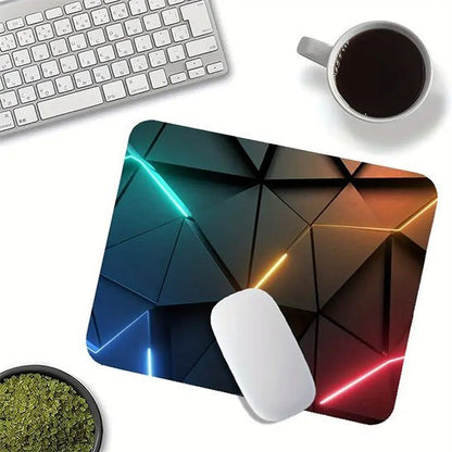 tapis souris gamer design multicouleur standard sur bureau avec ordinateur